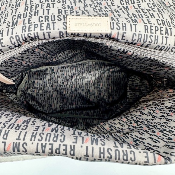 Stella & Dot Crush It Backpack Blush Camo - Picture 7 of 8